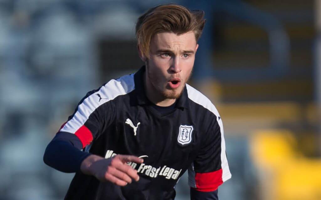 - Dundee v Hibs in the Little Big Shot Scottish Youth Cup at Dens Park, Dundee. Photo: David Young - © David Young - www.davidyoungphoto.co.uk - email: davidyoungphoto@gmail.com